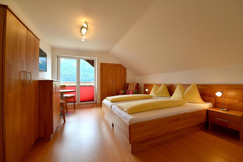 Apartamento Haus Kalt Weissensee Exterior foto